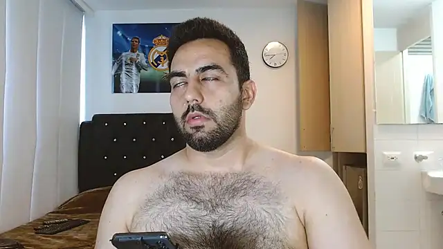 omarmohammedhot2 online show from 20, 12, 2024