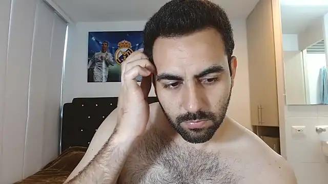 omarmohammedhot2 online show from 31, 12, 2024