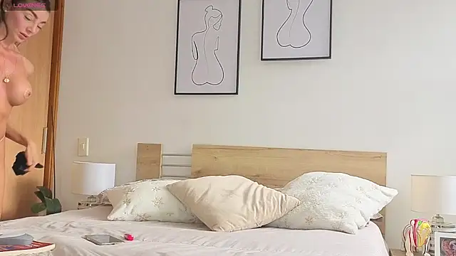 sweet sophia90s online show from 15, 4, 2026