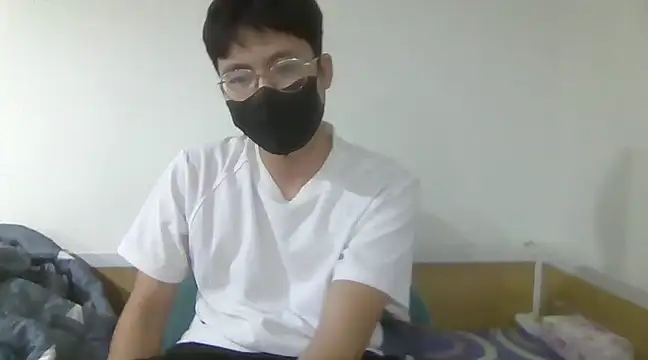 Gwencloudy online show from 8, 1, 2025