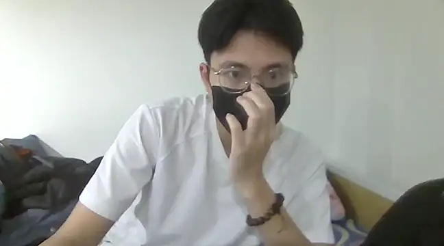 Gwencloudy online show from 8, 2, 2025