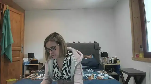 Snapshot of Madame_Callie chatting on 12, 5, 2026 Madame Callie online show from 12, 5, 2026