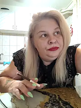 Snapshot of AriannaMilf chatting on 24, 7, 2026 AriannaMilf online show from 24, 7, 2026