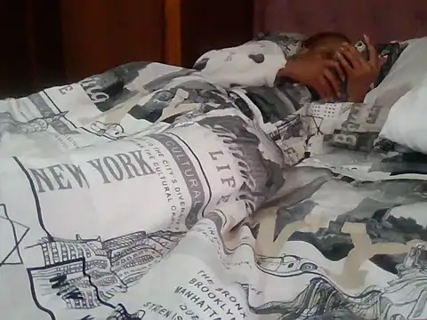 Snapshot of ShooingBunch chatting on 18, 9, 2025 ShooingBunch online show from 18, 9, 2025