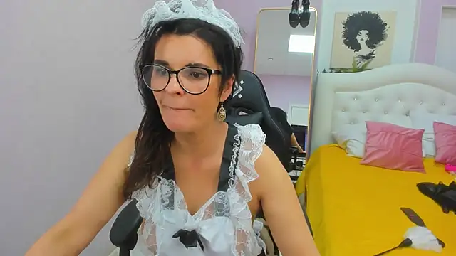 Snapshot of AerysMitch chatting on 19, 10, 2025 AerysMitch online show from 19, 10, 2025