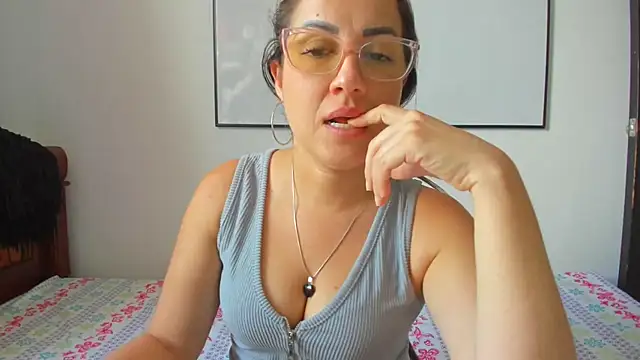 squirttati33 online show from 27, 7, 2026