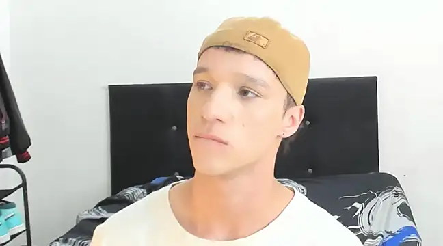 angelcortes online show from 16, 1, 2025