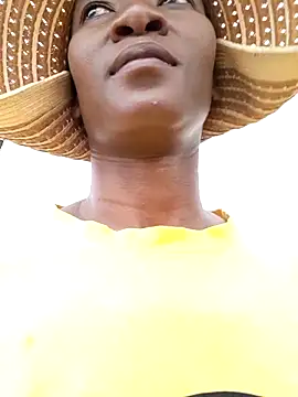 NikkiDickSavage online show from 20, 2, 2026