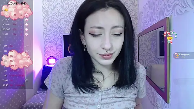 lili hott63 online show from 26, 12, 2024