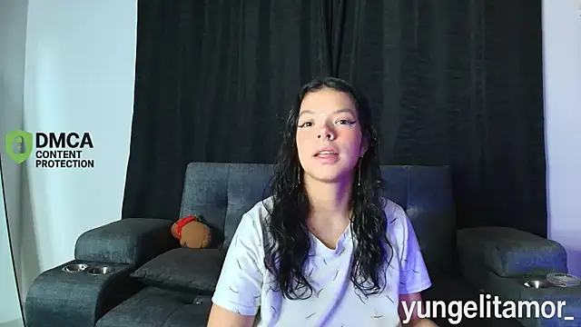 yungelitamor  online show from 6, 10, 2025