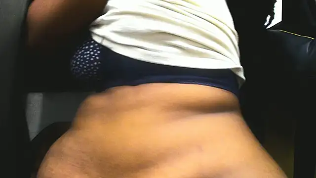 Snapshot of Camila_sandoval_01 chatting on 31, 1, 2025 Camila sandoval 01 online show from 31, 1, 2025