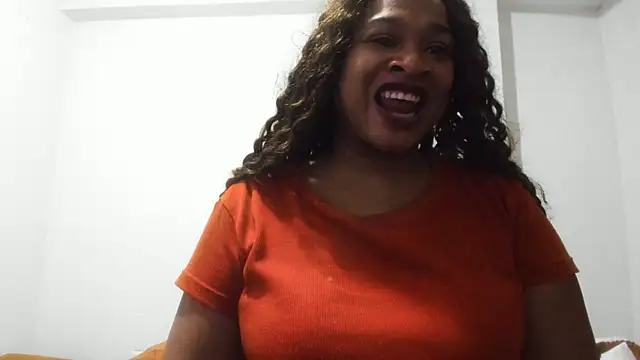 Snapshot of Camila_sandoval_01 chatting on 28, 2, 2025 Camila sandoval 01 online show from 28, 2, 2025