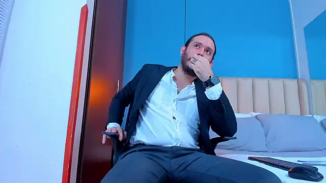 jeanpiere  online show from 14, 9, 2025