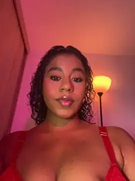Snapshot of charlotteeruss chatting on 8, 7, 2026 charlotteeruss online show from 8, 7, 2026
