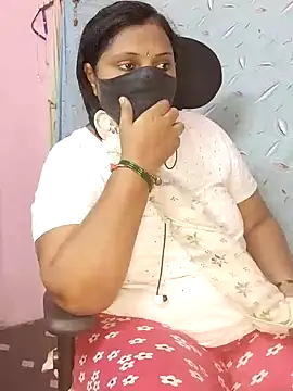 yours-kavaya online show from 11, 12, 2024