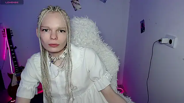 Emily Nyaffee online show from 8, 1, 2026