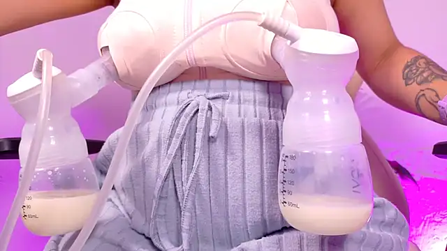 Snapshot of emma_rouse69 chatting on 10, 9, 2025 emma rouse69 online show from 10, 9, 2025