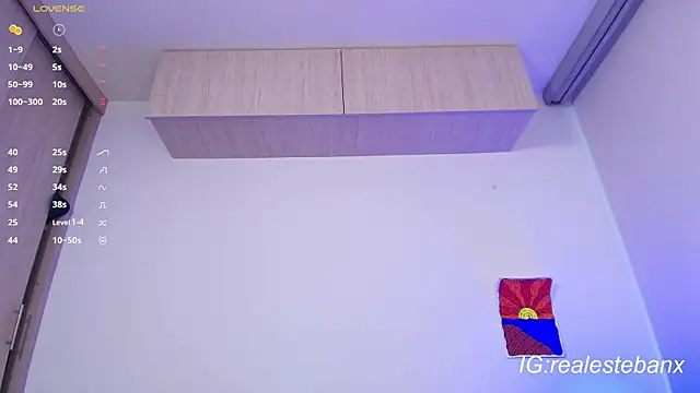 Esteban Knight online show from 29, 9, 2025