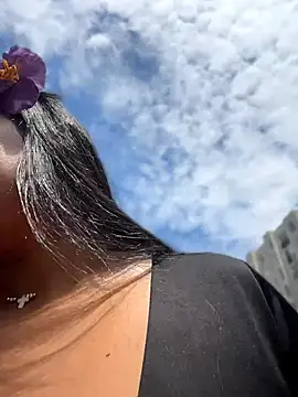 NatashaBrown12 online show from 11, 4, 2026