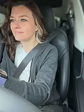 LadyLena1 online show from 22, 10, 2025