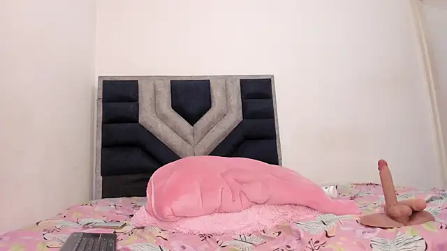 TiiffanyEvans1 online show from 14, 2, 2026