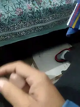 Snapshot of ZIMMY25 chatting on 24, 11, 2025 ZIMMY25 online show from 24, 11, 2025