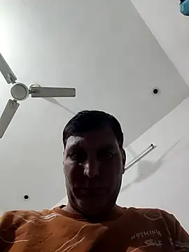 Snapshot of ZIMMY25 chatting on 15, 12, 2025 ZIMMY25 online show from 15, 12, 2025