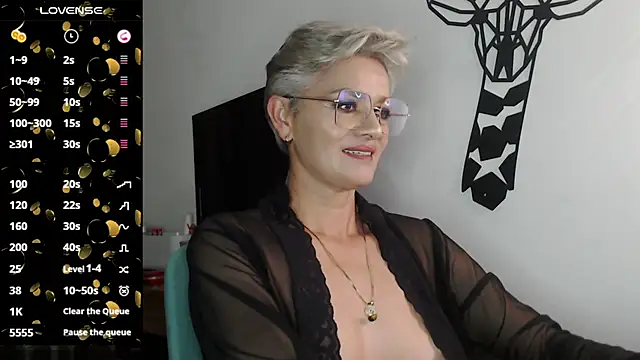 Snapshot of scarlett_paris22 chatting on 17, 1, 2025 scarlett paris22 online show from 17, 1, 2025