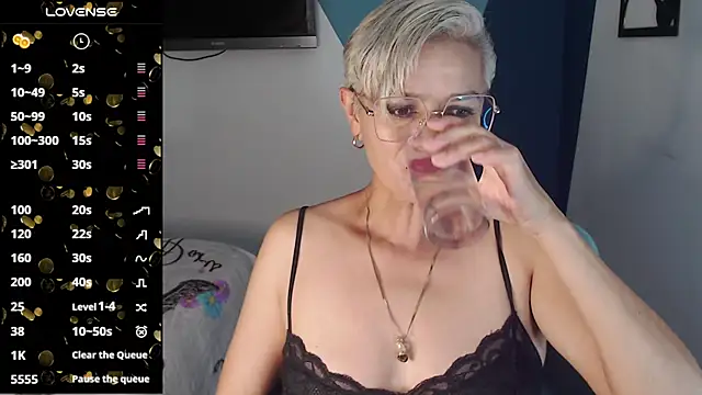 Snapshot of scarlett_paris22 chatting on 18, 3, 2025 scarlett paris22 online show from 18, 3, 2025