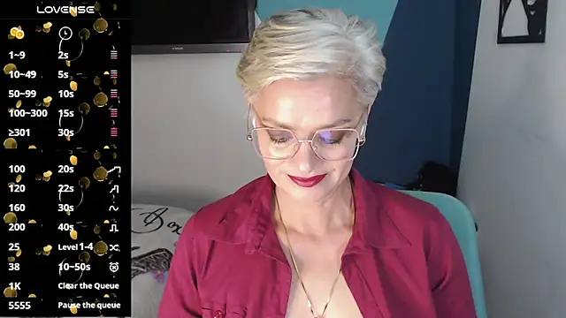 Snapshot of scarlett_paris22 chatting on 23, 3, 2025 scarlett paris22 online show from 23, 3, 2025