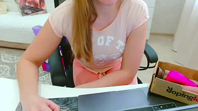 EveLove33 online show from 24, 2, 2026