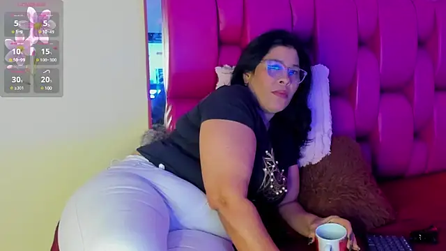 Snapshot of desire_matture chatting on 20, 3, 2025 desire matture online show from 20, 3, 2025