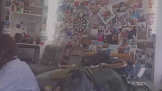 DownstairsSky online show from 13, 2, 2025