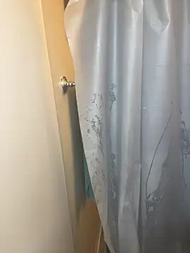 demonslayerr999 online show from 7, 2, 2025