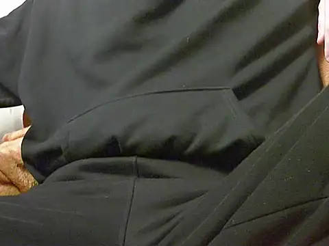 Snapshot of wirytynum chatting on 26, 11, 2025 wirytynum online show from 26, 11, 2025