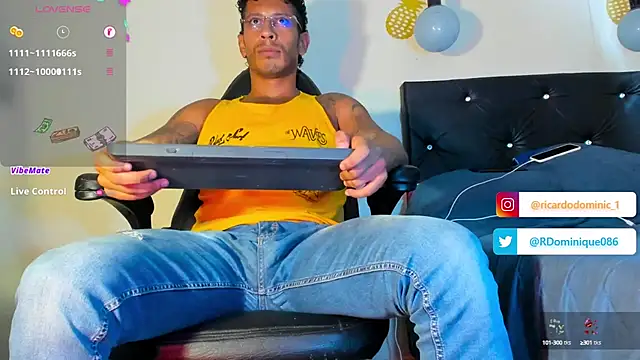 FuckHardlove online show from 1, 2, 2025