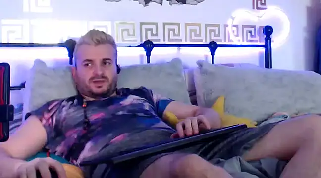 Snapshot of erotico69xxx chatting on 27, 2, 2025 erotico69xxx online show from 27, 2, 2025