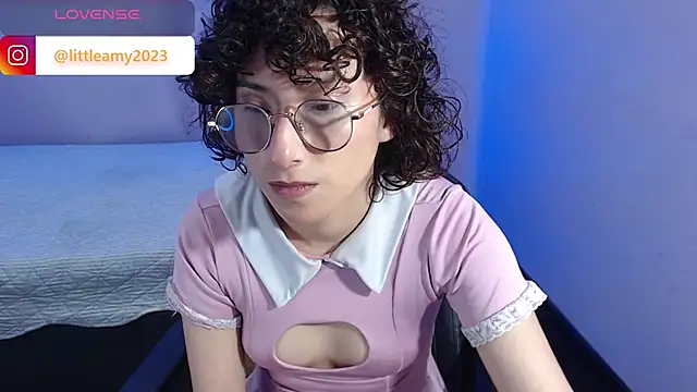 Snapshot of little__amy_ chatting on 29, 1, 2025 little  amy  online show from 29, 1, 2025