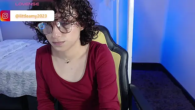 Snapshot of little__amy_ chatting on 10, 2, 2025 little  amy  online show from 10, 2, 2025