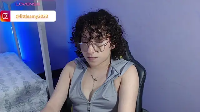 Snapshot of little__amy_ chatting on 13, 2, 2025 little  amy  online show from 13, 2, 2025