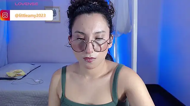 Snapshot of little__amy_ chatting on 19, 3, 2025 little  amy  online show from 19, 3, 2025