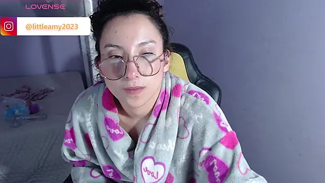 Snapshot of little__amy_ chatting on 20, 3, 2025 little  amy  online show from 20, 3, 2025