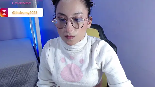 Snapshot of little__amy_ chatting on 21, 3, 2025 little  amy  online show from 21, 3, 2025
