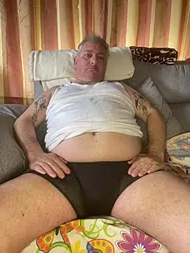 Snapshot of Russirayu chatting on 6, 3, 2025 Russirayu online show from 6, 3, 2025