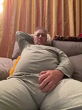 Snapshot of Russirayu chatting on 21, 3, 2025 Russirayu online show from 21, 3, 2025