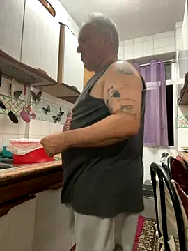 Snapshot of Russirayu chatting on 19, 9, 2025 Russirayu online show from 19, 9, 2025