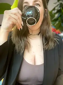 MommmyYummy online show from 4, 6, 2026
