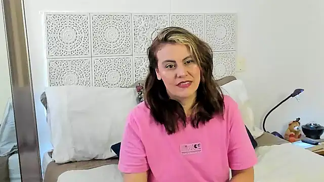 Snapshot of V_monse chatting on 17, 12, 2024 V monse online show from 17, 12, 2024