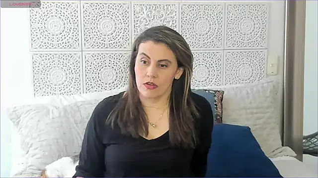 Snapshot of V_monse chatting on 27, 2, 2025 V monse online show from 27, 2, 2025