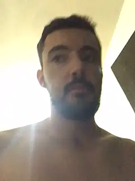 Snapshot of Henrique333Ramalho chatting on 12, 10, 2025 Henrique333Ramalho online show from 12, 10, 2025